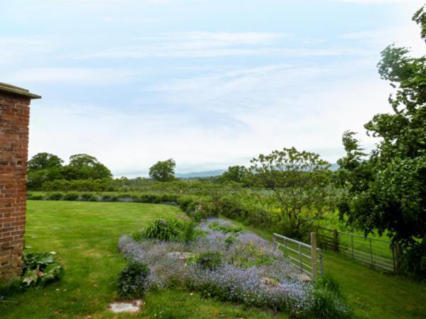 The Packing House Villa Severn Stoke Exterior photo